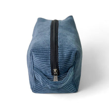Load image into Gallery viewer, Necessaire aus softem Cord meerblau