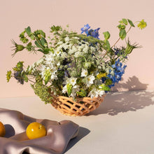 Lade das Bild in den Galerie-Viewer, Geflochtener Keramikkorb Sicilia medium peach