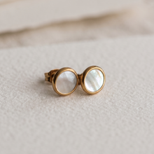 Lade das Bild in den Galerie-Viewer, Luna Earrings