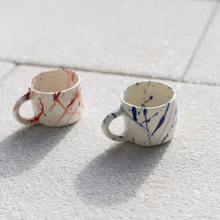 Lade das Bild in den Galerie-Viewer, Kaffeetasse Artsy Shades of Pink