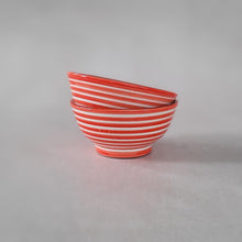 Load image into Gallery viewer, Tapasbowl geringelt rot