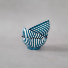 Load image into Gallery viewer, Tapasbowl gestreift petrol