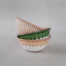 Load image into Gallery viewer, Müslischüssel Säulen grün