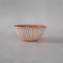 Load image into Gallery viewer, Müslischüssel gestreift beige