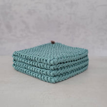 Lade das Bild in den Galerie-Viewer, Potholder, 2er Set, salbeigrün