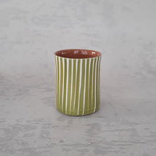 Load image into Gallery viewer, Kaffeebecher gestreift pistache