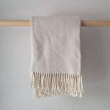 Lade das Bild in den Galerie-Viewer, Softest Cotton Blanket stone