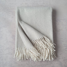 Lade das Bild in den Galerie-Viewer, Softest Cotton Blanket stone