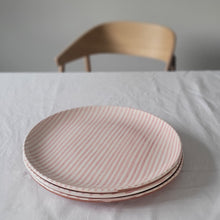 Load image into Gallery viewer, Teller Lines gross mauve