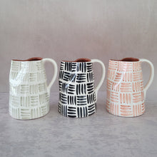 Load image into Gallery viewer, Krug 1 l etnico schwarz