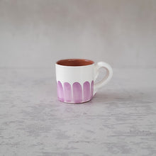 Load image into Gallery viewer, Espressotasse Säulen lila