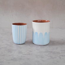 Load image into Gallery viewer, Kaffeebecher Säulen babyblau