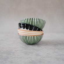 Load image into Gallery viewer, Tapas bowl striped green