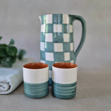 Load image into Gallery viewer, Gerader Krug gross 1.3 l check eukalyptus