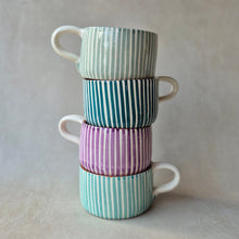 Load image into Gallery viewer, Tasse breit gestreift tropical