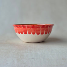 Load image into Gallery viewer, Müslischüssel Säulen rot