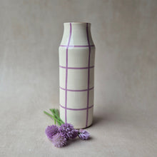 Load image into Gallery viewer, Garrafa kariert lila