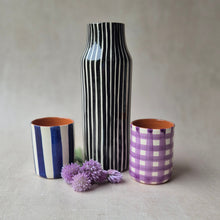 Charger l'image dans la galerie, Garrafa gestreift schwarz