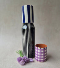 Charger l'image dans la galerie, Garrafa gestreift schwarz