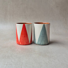 Load image into Gallery viewer, Kaffeebecher Dreiecke eukalyptus
