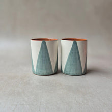 Load image into Gallery viewer, Kaffeebecher Dreiecke eukalyptus