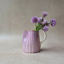 Load image into Gallery viewer, Mini-Krug gestreift lila