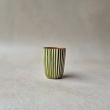 Load image into Gallery viewer, Espressobecher gestreift pistache