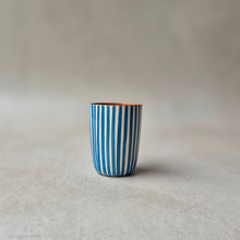 Load image into Gallery viewer, Espressobecher gestreift denim