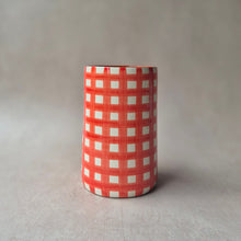 Load image into Gallery viewer, Gerade Vase breit kariert rot