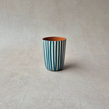 Lade das Bild in den Galerie-Viewer, Espressobecher gestreift petrol