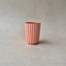 Charger l'image dans la galerie, Tasse à expresso rayée rouge