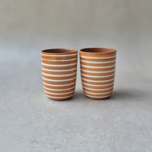 Load image into Gallery viewer, Espressobecher geringelt rost