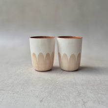 Load image into Gallery viewer, Espressobecher Säulen beige