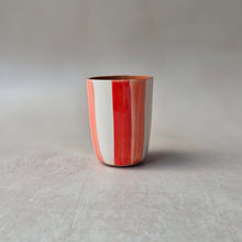 Load image into Gallery viewer, Espressobecher gestreift zweifarbig rot