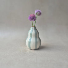 Load image into Gallery viewer, Gourd Vase mini sage