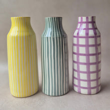 Load image into Gallery viewer, Garrafa gestreift zitrone