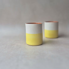 Load image into Gallery viewer, Kaffeebecher halb zitrone