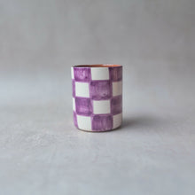 Load image into Gallery viewer, Kaffeebecher check lila