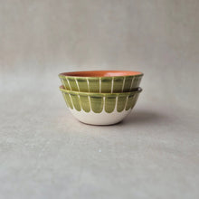 Load image into Gallery viewer, Müslischüssel Säulen pistache