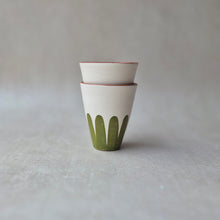 Load image into Gallery viewer, Latte-Becher Säulen pistache