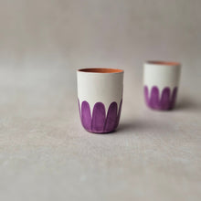 Load image into Gallery viewer, Espressobecher Säulen lila