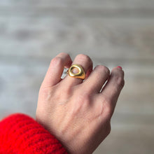 Lade das Bild in den Galerie-Viewer, Gestus Eye Ring gold