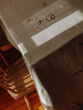 Load image into Gallery viewer, Tischtuch Colorinha, 145 x 250 cm