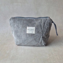 Lade das Bild in den Galerie-Viewer, Necessaire gross aus softem Cord anthrazit