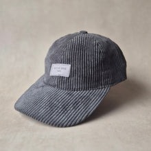 Lade das Bild in den Galerie-Viewer, Cap aus Baumwollcord anthrazit