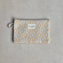 Lade das Bild in den Galerie-Viewer, Mini-Necessaire aus Jacquardstoff cyprus