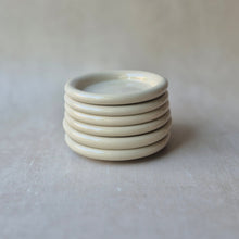 Lade das Bild in den Galerie-Viewer, Neni Plate neutral