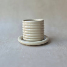 Lade das Bild in den Galerie-Viewer, Neni Plate neutral