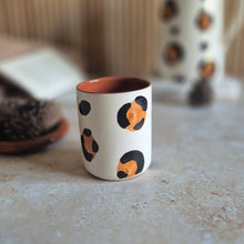 Load image into Gallery viewer, Kaffeebecher leopard
