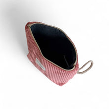 Load image into Gallery viewer, Necessaire klein aus softem Cord coral